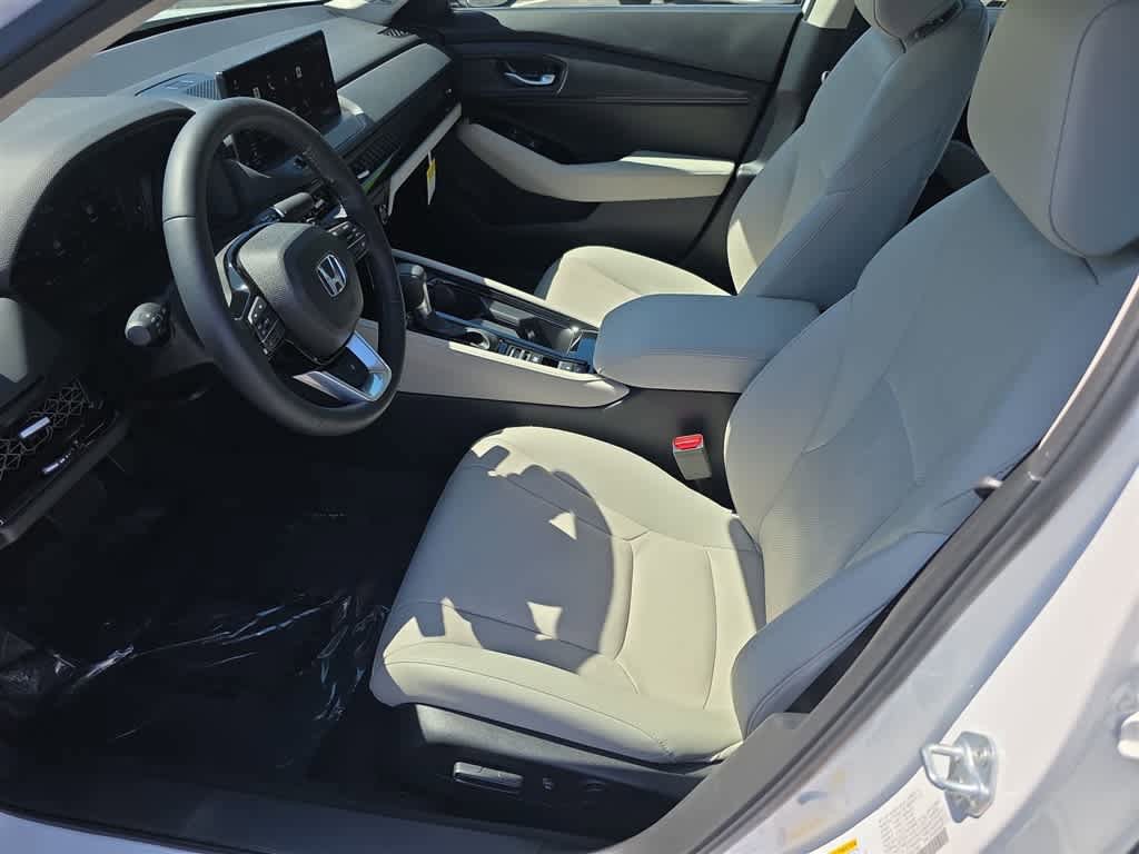 Certified 2025 Honda Accord Touring image 16