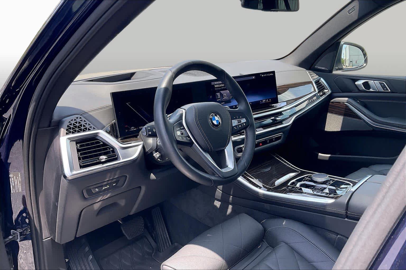 Used 2026 BMW X5 xDrive40i w/ Climate Comfort Package AWD/4WD image 17