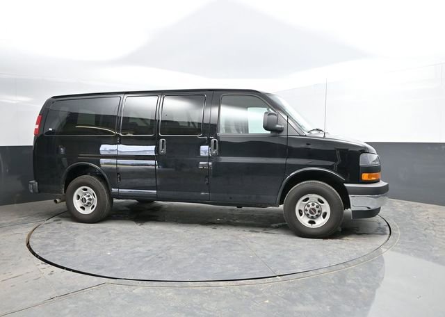 Used 2025 GMC Savana 2500 LT w/ LT Preferred Equipment Group RWD image 12