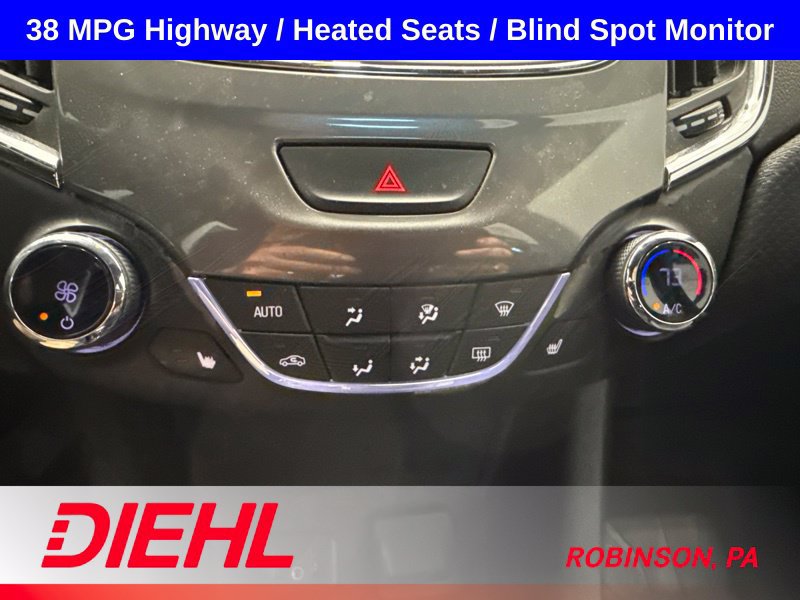 Used 2019 Chevrolet Cruze LT w/ Convenience Package FWD image 29