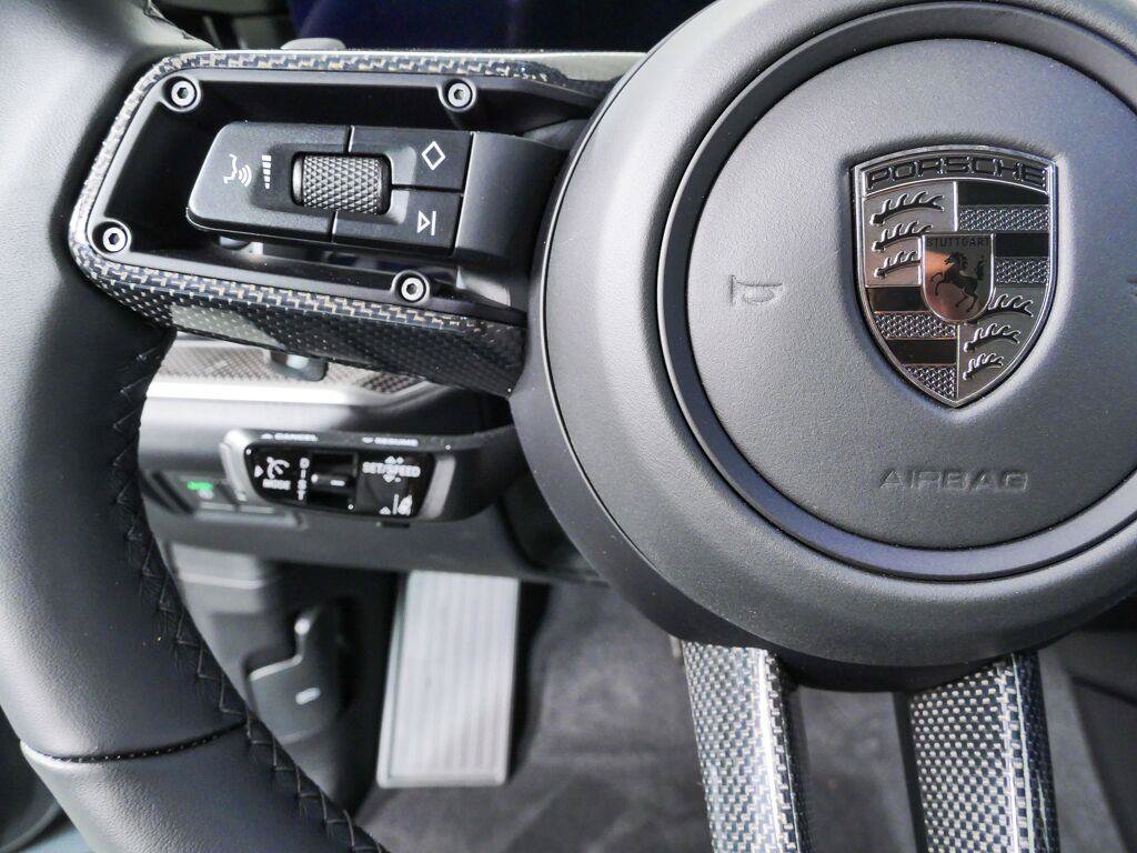 New 2026 Porsche Cayenne Turbo AWD/4WD image 10