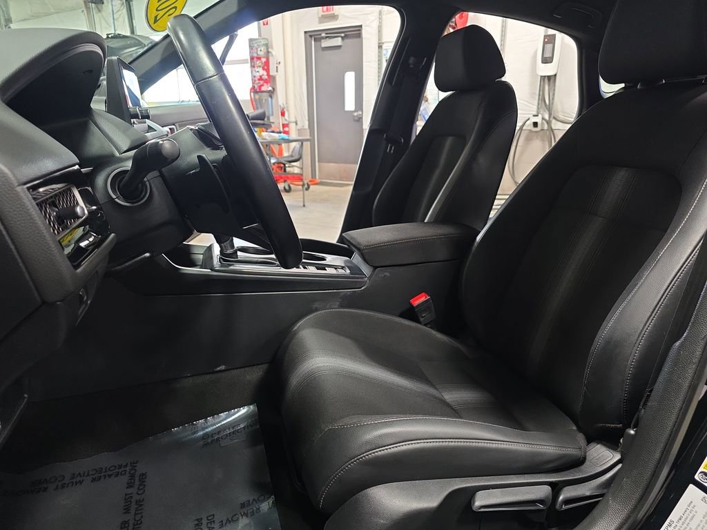 Used 2023 Honda Civic Sport image 14