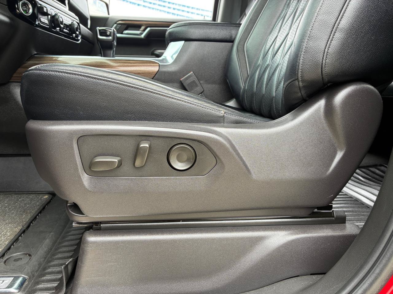 Used 2024 Chevrolet Silverado 1500 RST w/ Convenience Package II AWD/4WD image 15