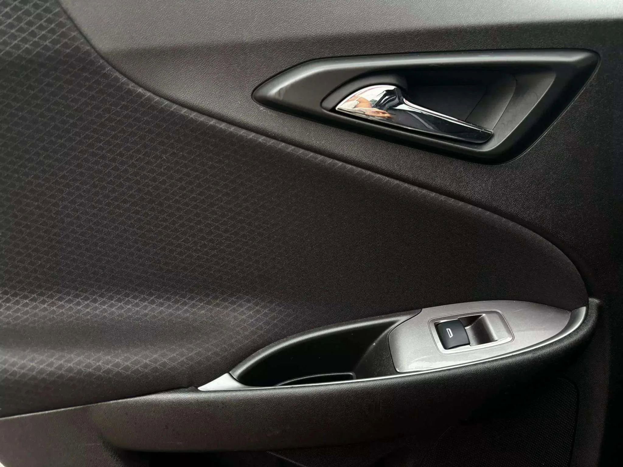 Used 2023 Chevrolet Malibu LT image 14