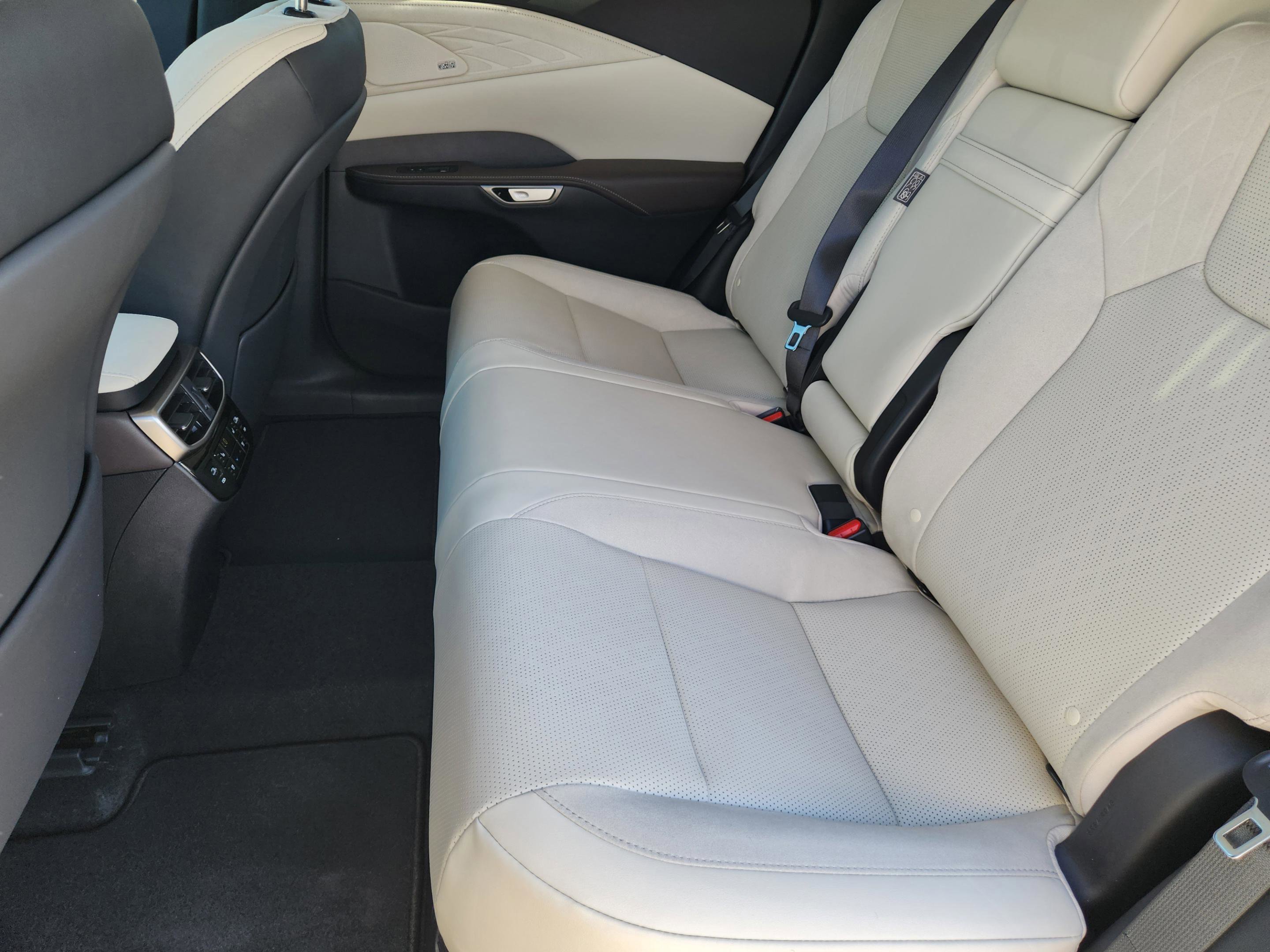 New 2026 Lexus RX 350 image 21