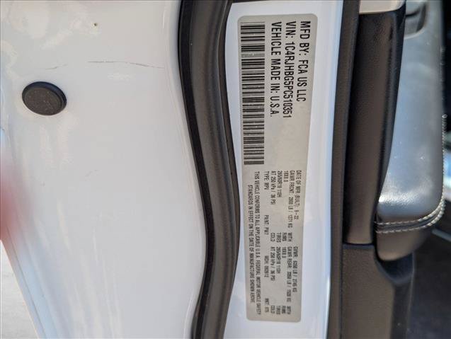 Used 2023 Jeep Grand Cherokee Limited AWD/4WD image 25