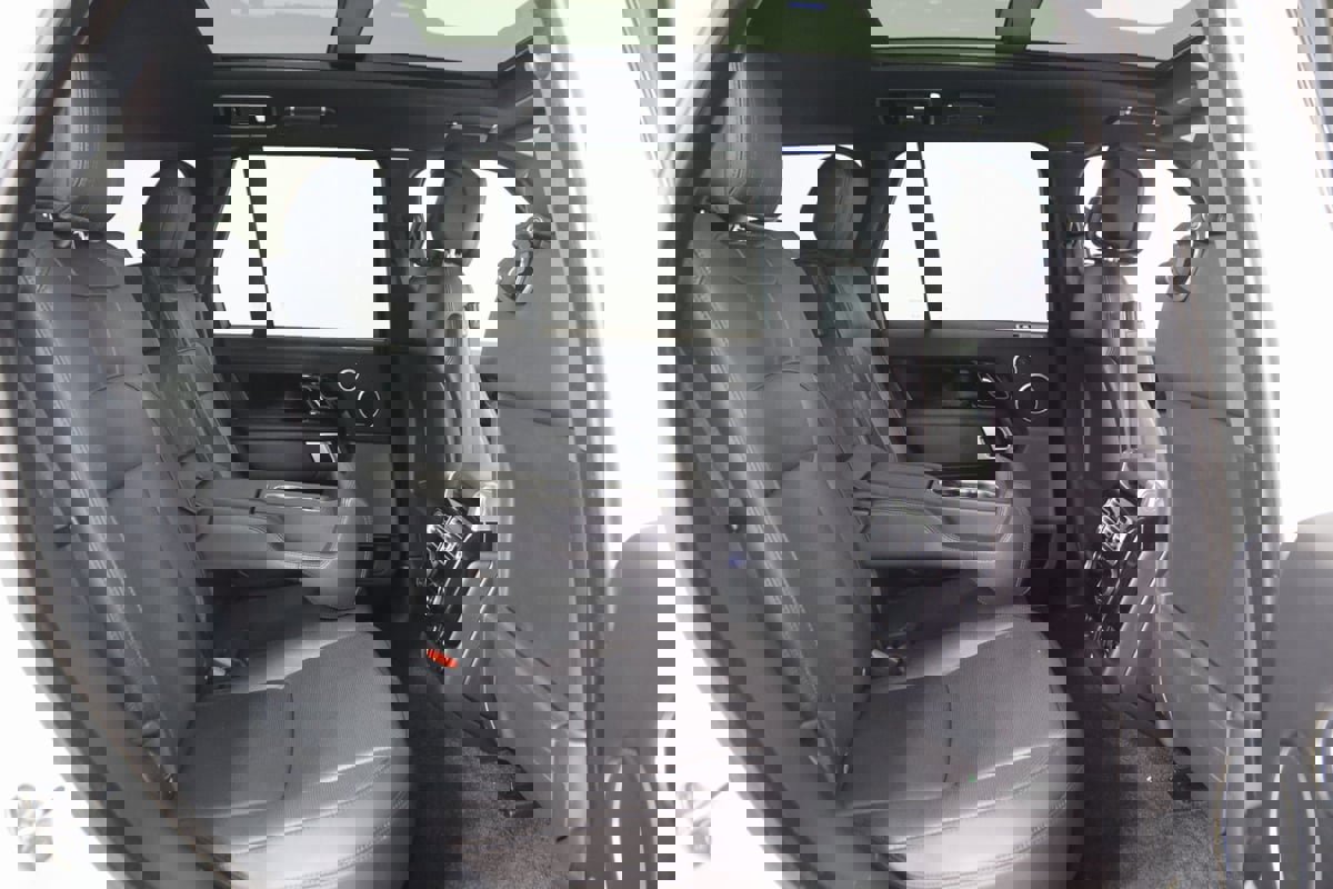 Used 2021 Land Rover Range Rover Westminster Edition image 14