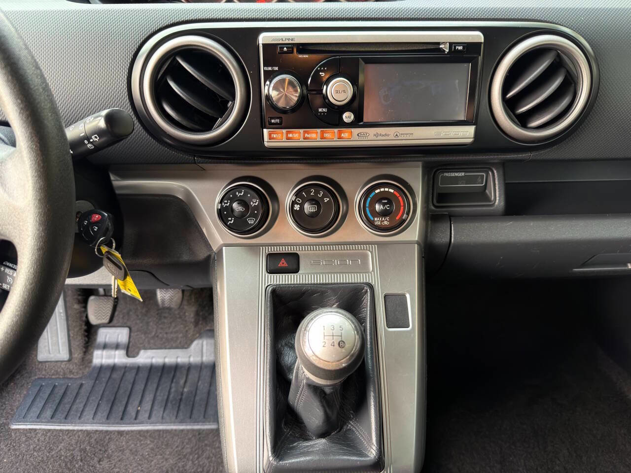 Used 2011 Scion xB image 18