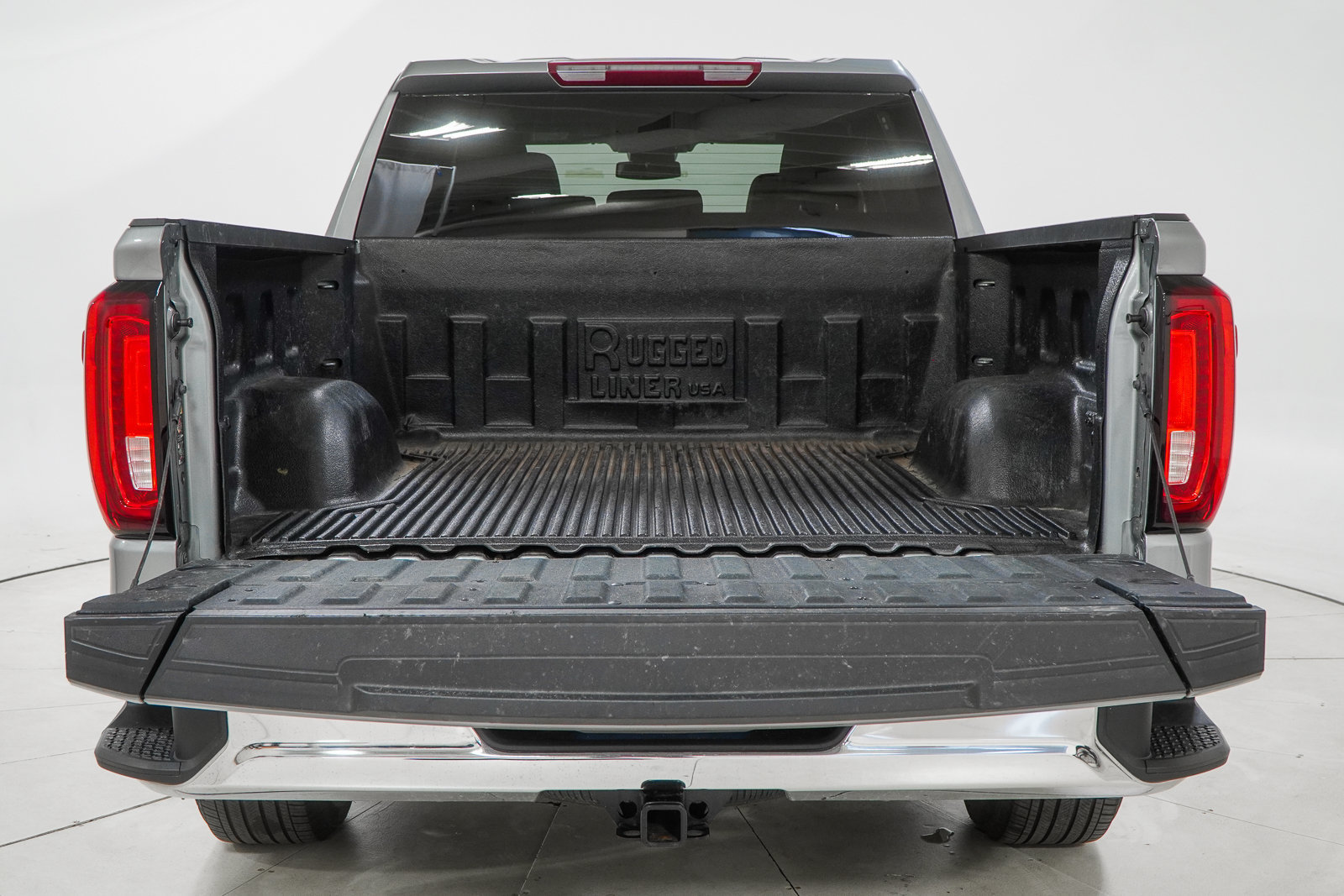 Used 2026 GMC Sierra 1500 SLT AWD/4WD image 9