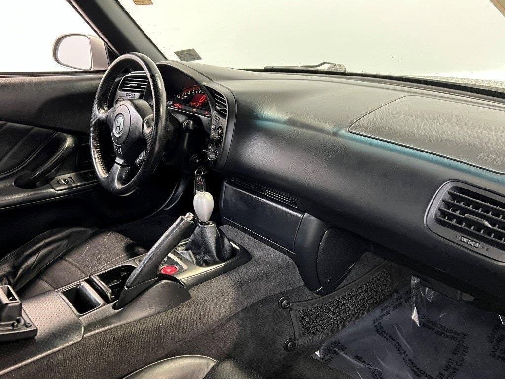 Used 2000 Honda S2000 image 14