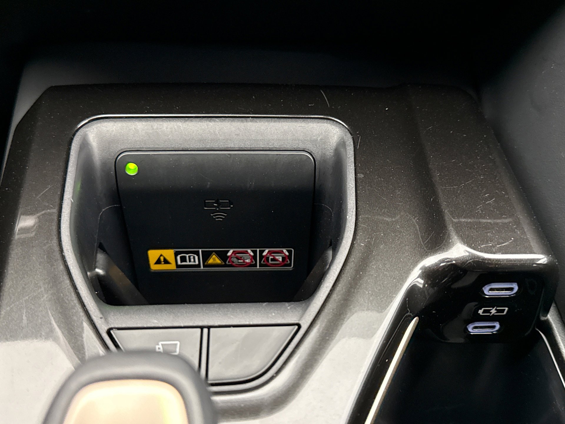 Used 2025 Toyota Crown Signia w/ Advanced Technology Package image 15