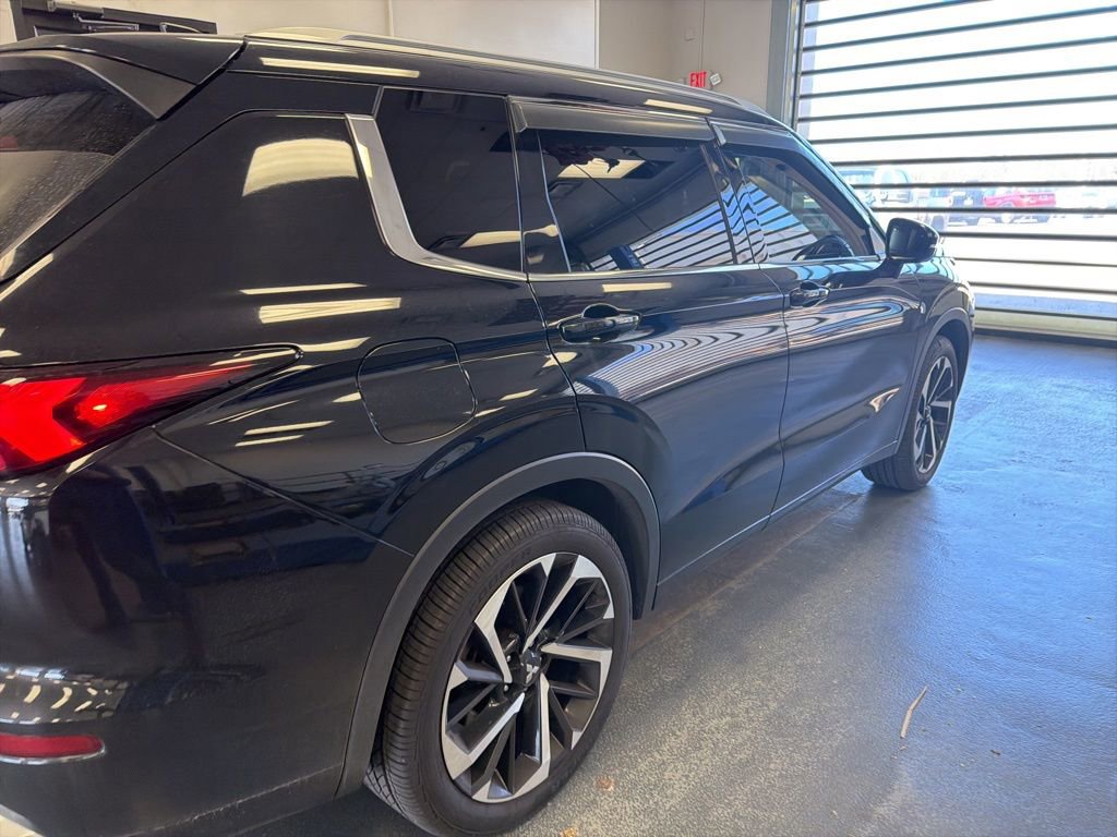 Used 2022 Mitsubishi Outlander SEL AWD/4WD image 6
