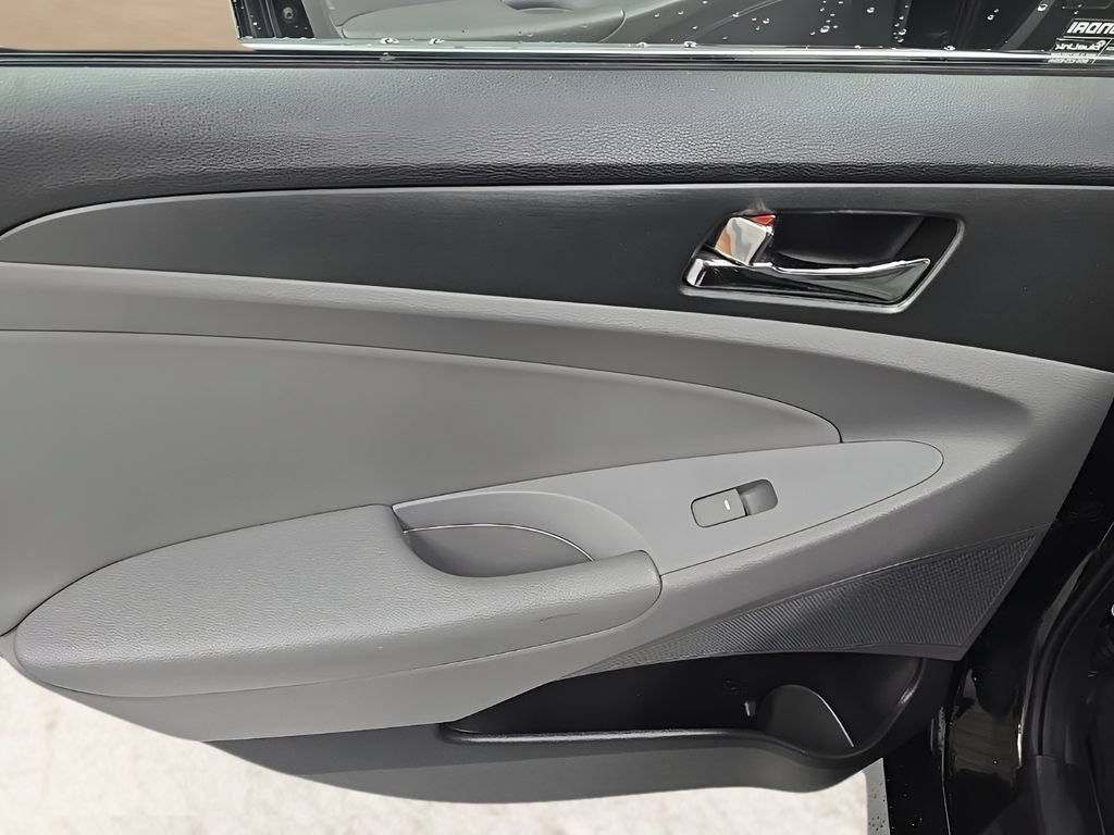 Used 2014 Hyundai Sonata GLS w/ Popular Equipment Group 2 FWD image 15