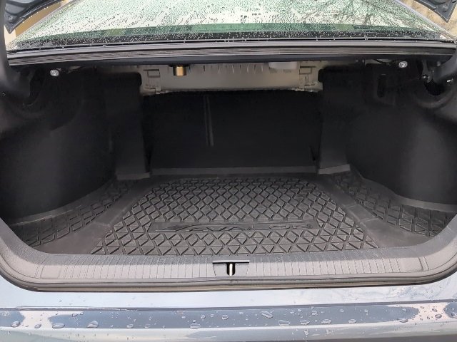 Used 2022 Toyota Avalon Limited image 31