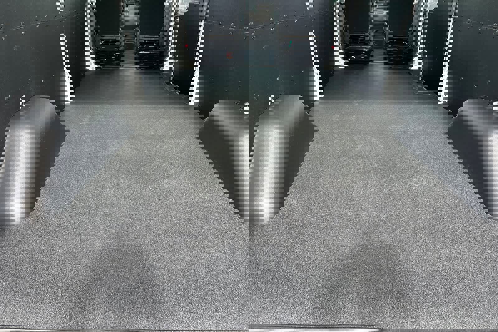 New 2026 Ford Transit 250 148 Medium Roof w/ Load Area Protection Package image 15