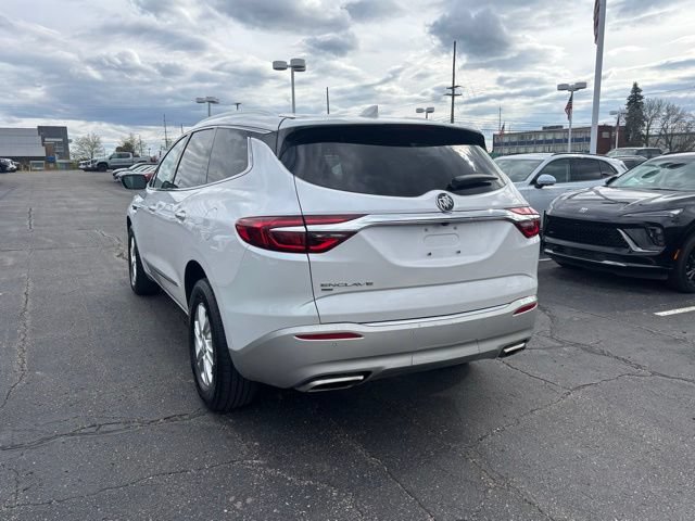 Used 2021 Buick Enclave Essence w/ Sound and Sites Package AWD/4WD image 7