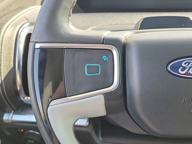 Certified 2025 Ford Expedition Platinum w/ Platinum Ultimate Package image 5