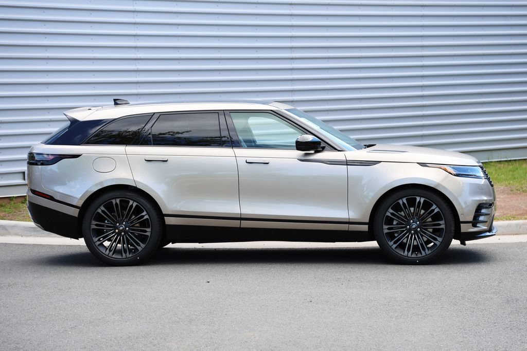 New 2026 Land Rover Range Rover Velar Dynamic SE AWD/4WD image 4