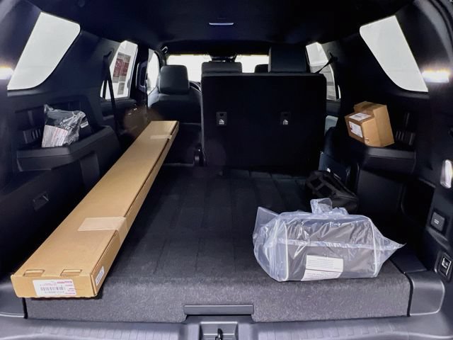 New 2026 Toyota 4Runner Trailhunter AWD/4WD image 31