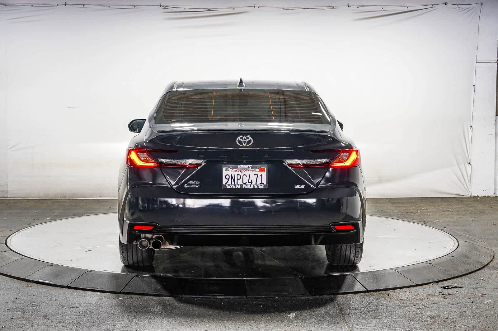 Certified 2025 Toyota Camry SE w/ Convenience Package AWD/4WD image 3