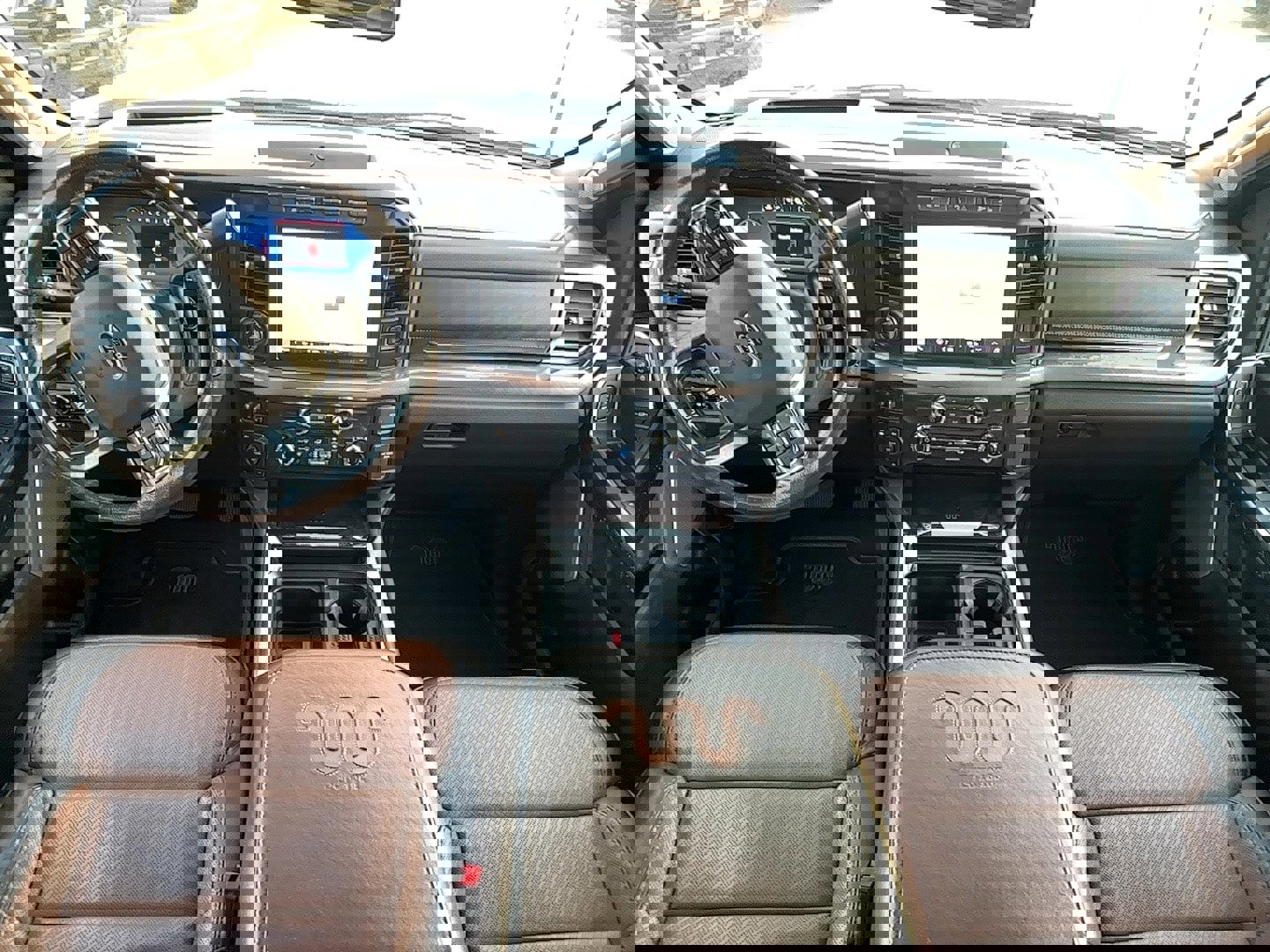 Used 2023 Ford F450 King Ranch w/ FX4 Off-Road Package image 12