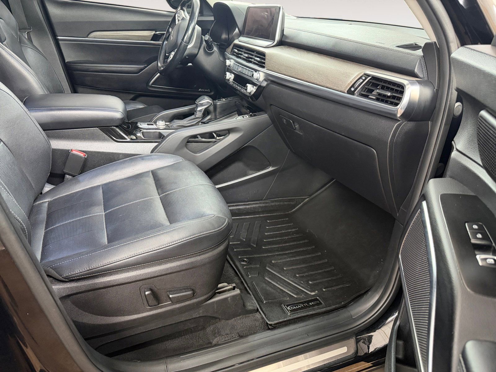 Used 2022 Kia Telluride SX w/ Nightfall Edition Package image 7