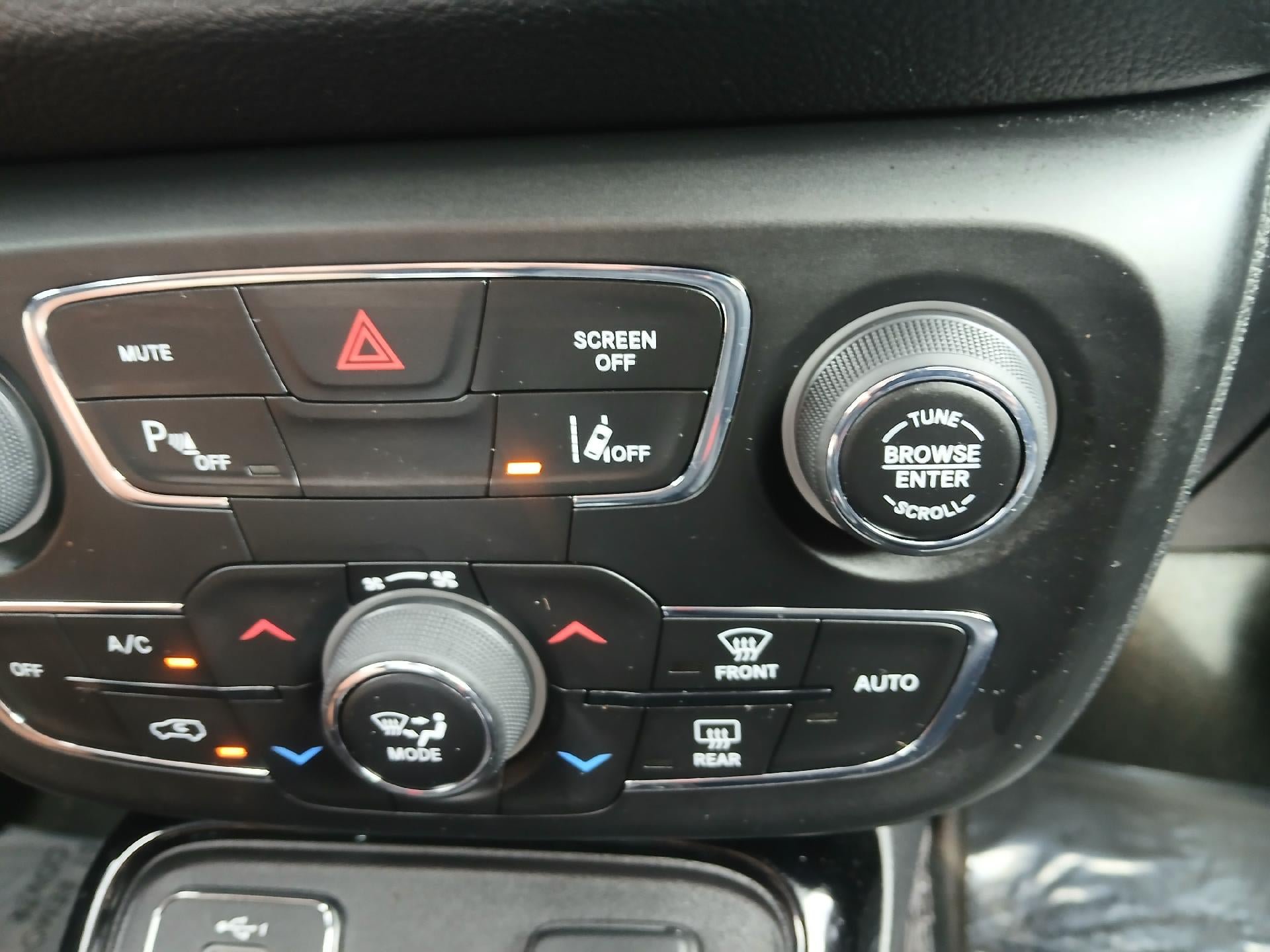 Used 2021 Jeep Compass Limited FWD image 29