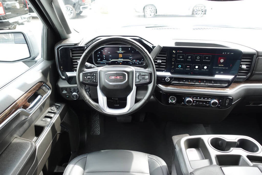 Used 2023 GMC Sierra 1500 SLE w/ X31 Off-Road Package AWD/4WD image 41