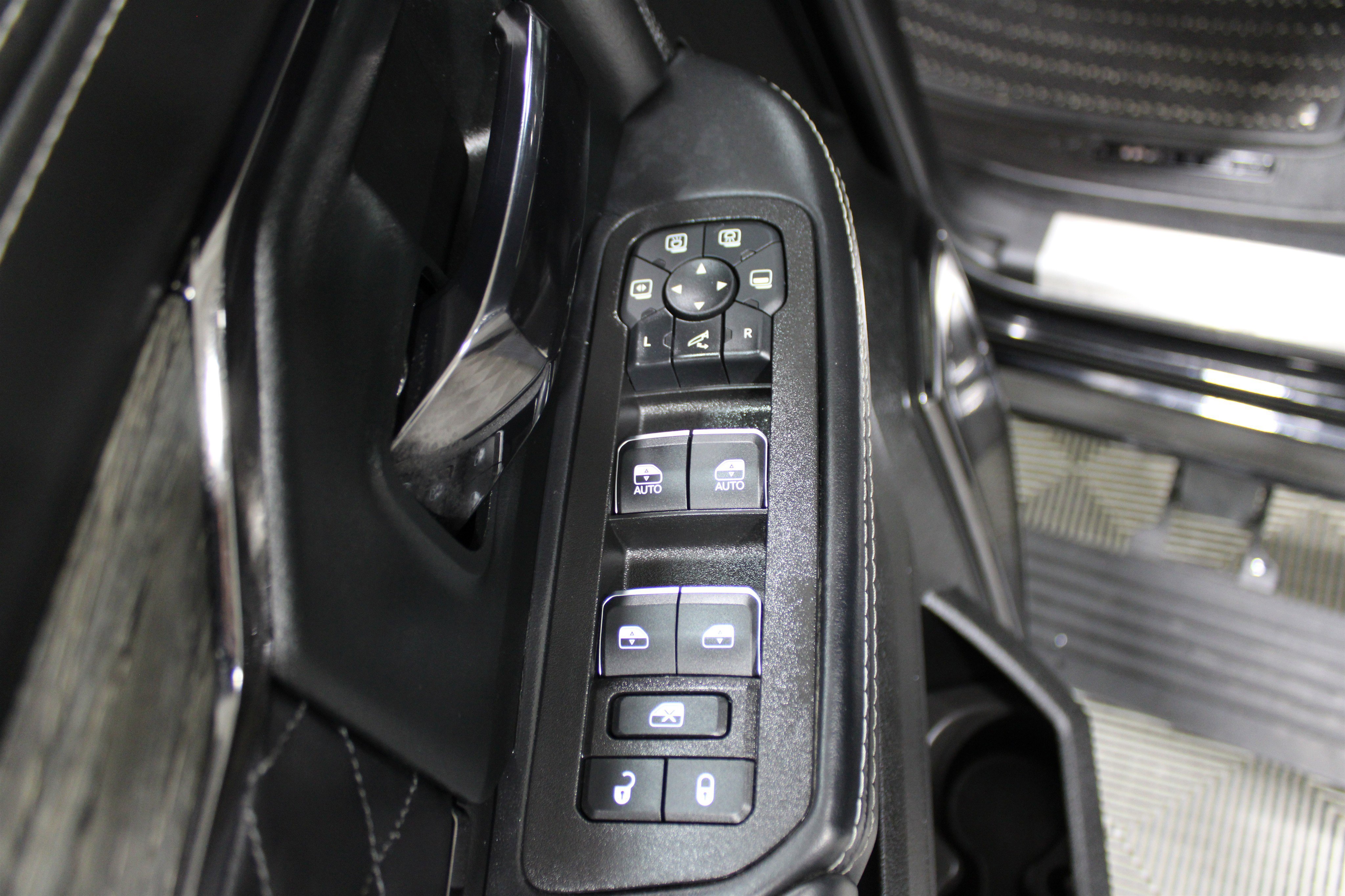 Used 2025 RAM 2500 Limited image 7