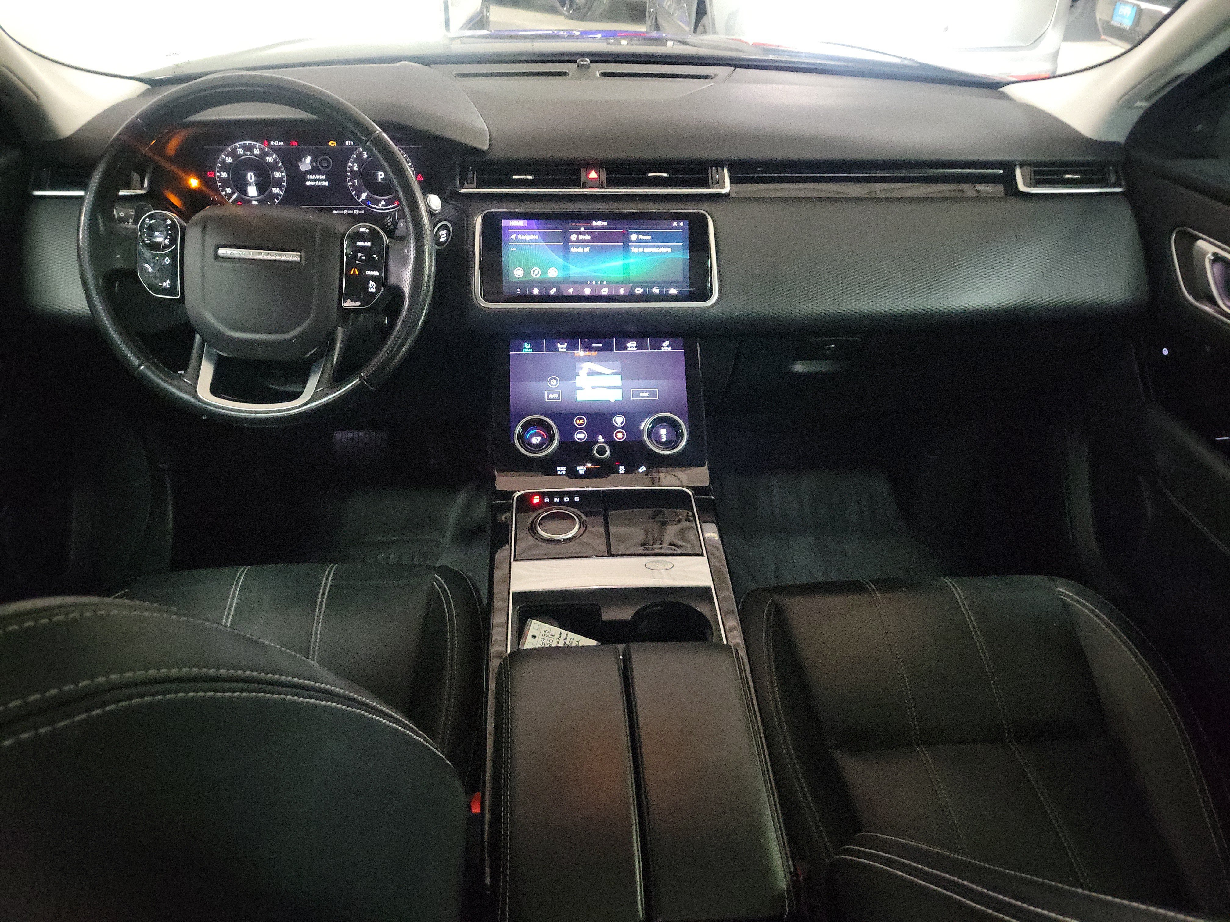 Used 2018 Land Rover Range Rover Velar S AWD/4WD image 13