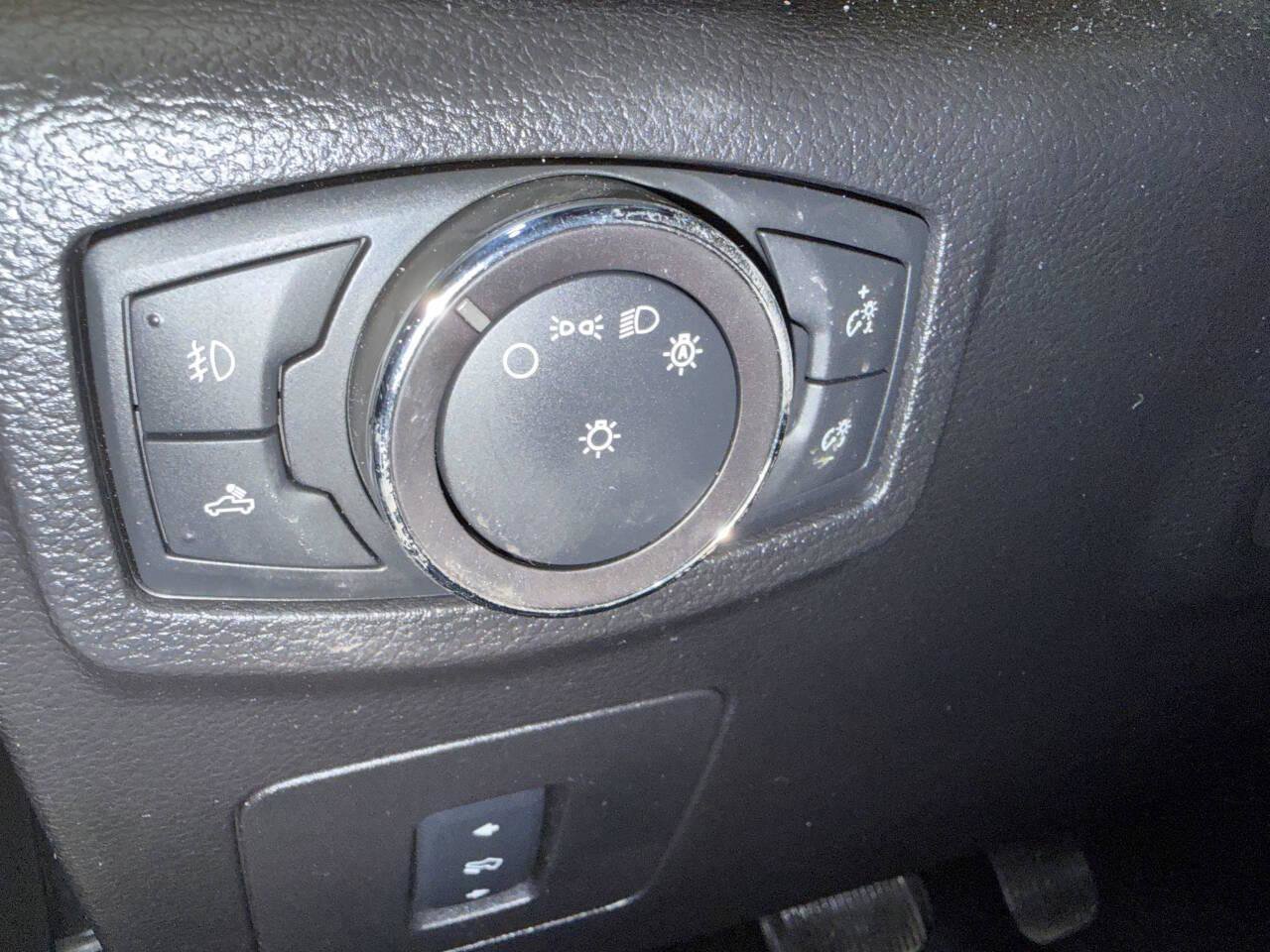 Used 2017 Ford F150 XLT w/ Equipment Group 302A Luxury image 44