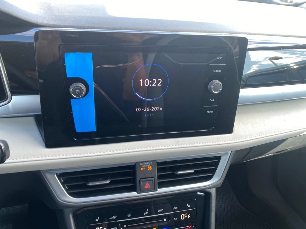 New 2026 Volkswagen Taos SE FWD image 16