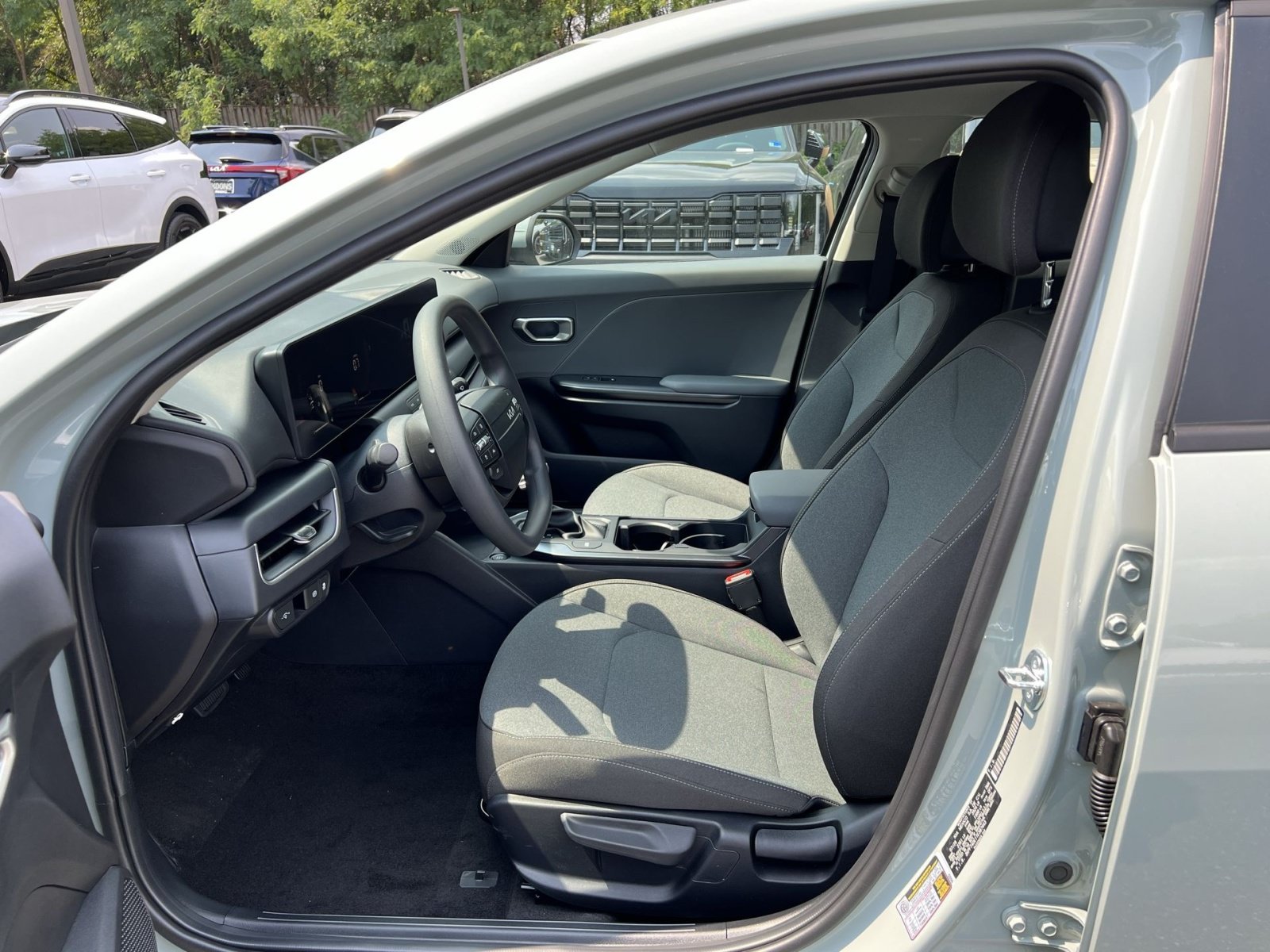 New 2026 Kia K4 FWD image 18