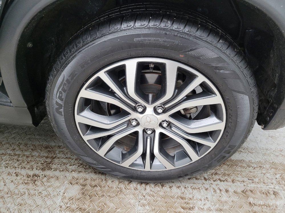 Used 2016 Mitsubishi Outlander Sport SEL image 31