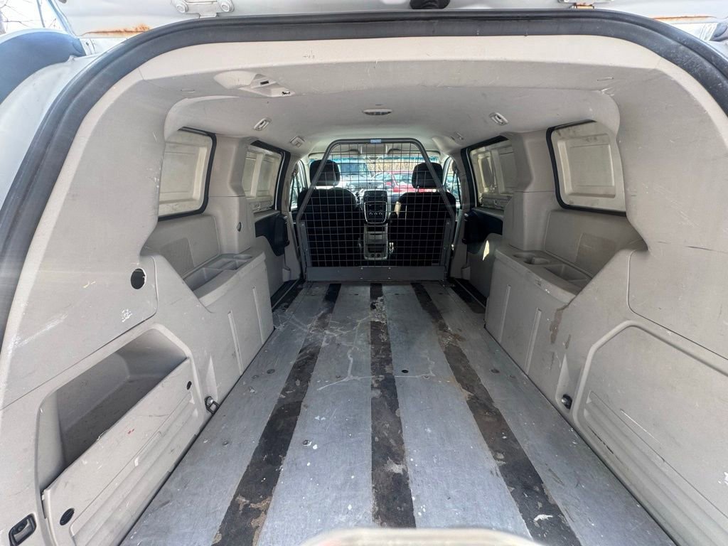 Used 2014 RAM C/V Tradesman image 34