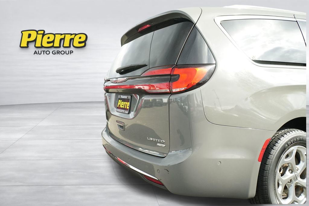 Used 2021 Chrysler Pacifica Limited w/ Premium & Safety Sphere Group AWD/4WD image 30