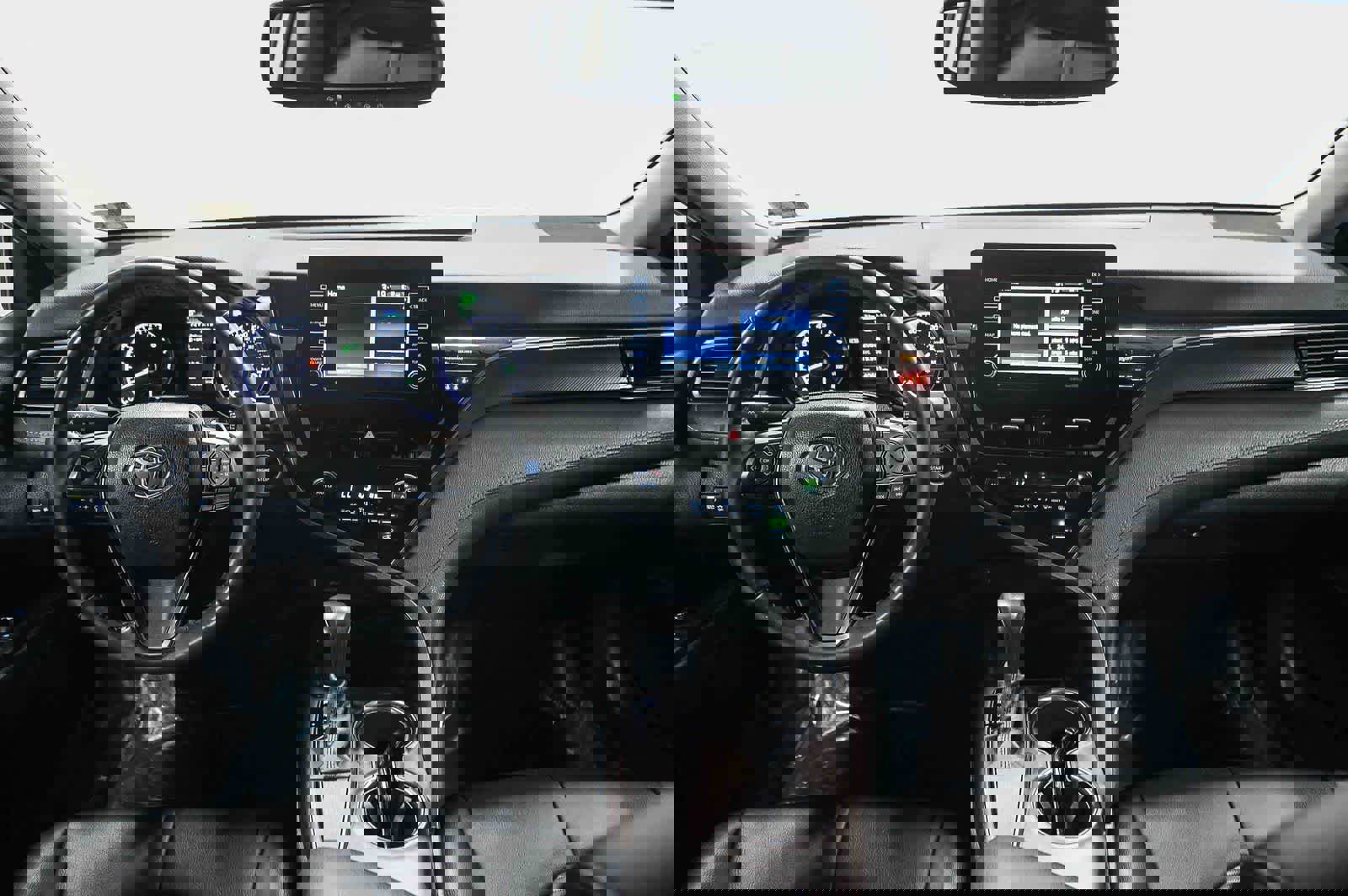 Certified 2021 Toyota Camry SE w/ Convenience Package image 13