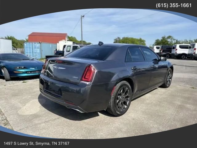 Used 2018 Chrysler 300 S w/ 300S Premium Group AWD/4WD image 5