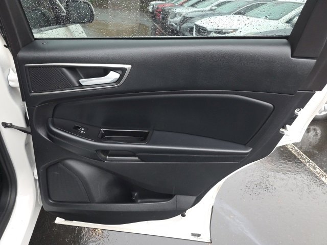 Used 2015 Ford Edge SEL w/ Equipment Group 201A image 23