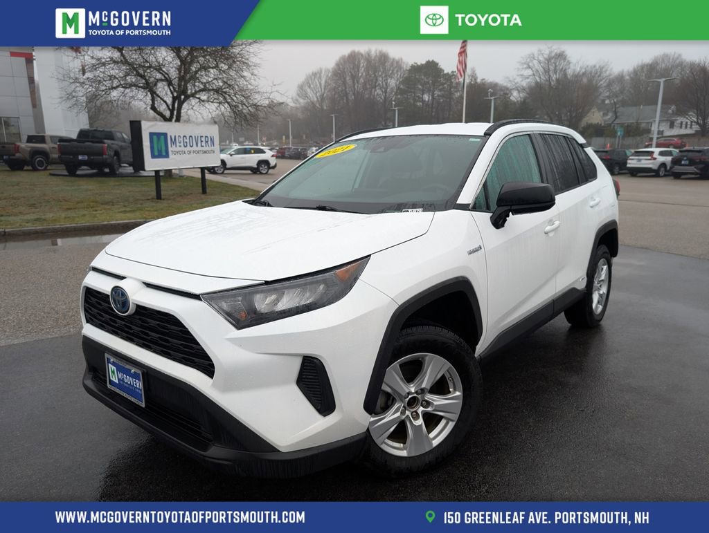 Used 2021 Toyota RAV4 LE AWD/4WD image 1