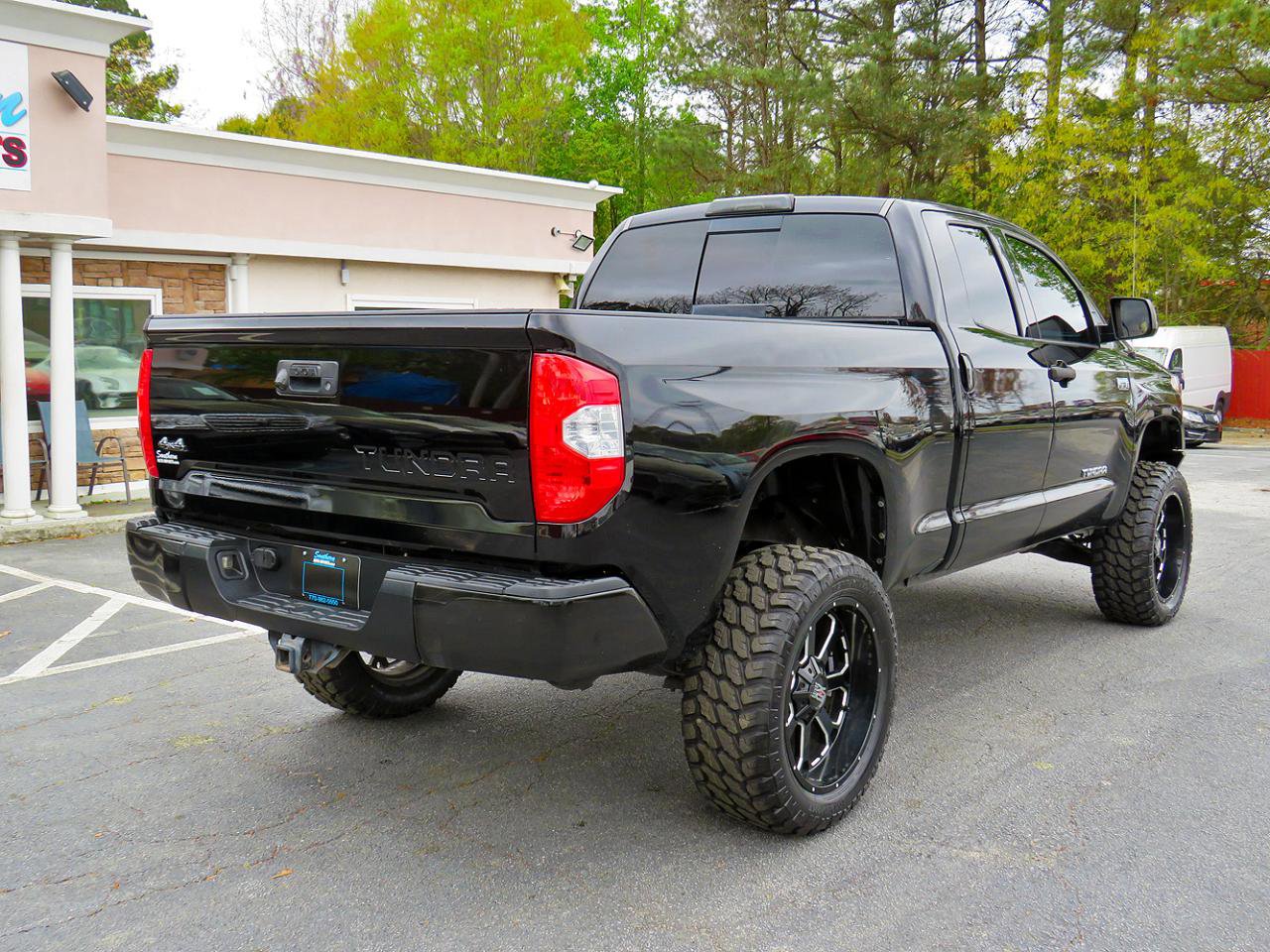 Used 2015 Toyota Tundra SR5 w/ SR5 Upgrade Package AWD/4WD image 7