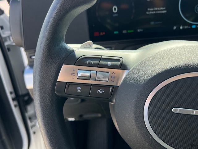 Certified 2025 Hyundai Kona SE image 22