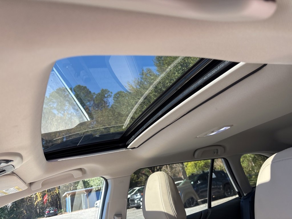 Certified 2023 Subaru Outback Limited image 3