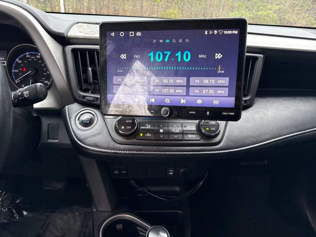 Used 2018 Toyota RAV4 XLE image 30