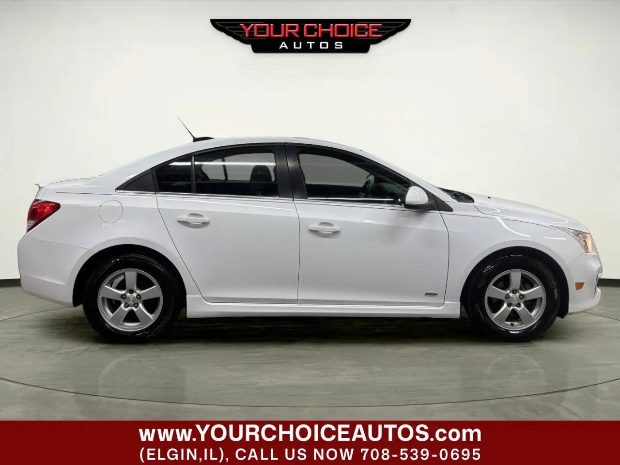 Used 2016 Chevrolet Cruze LT FWD image 8
