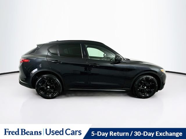 Used 2018 Alfa Romeo Stelvio Ti Sport AWD/4WD image 11