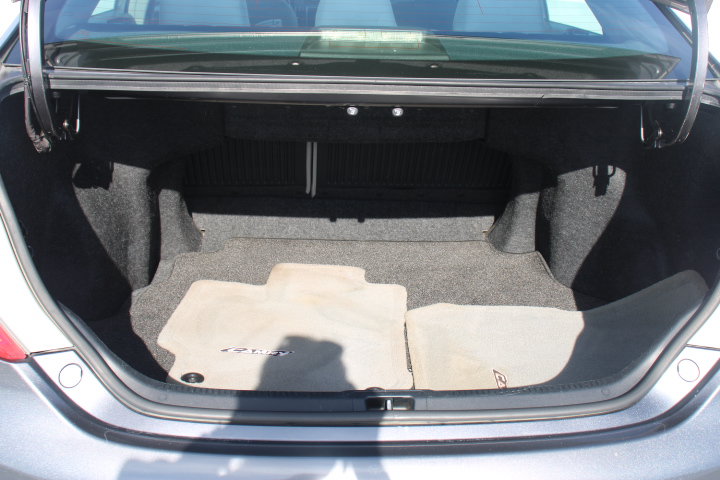 Used 2012 Toyota Camry XLE w/ Convenience Pkg FWD image 14