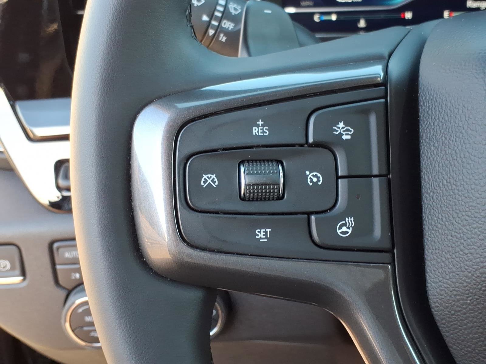 Used 2025 Chevrolet Silverado 1500 ZR2 w/ Technology Package image 25