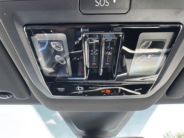 New 2025 Volkswagen Atlas Cross Sport SEL Premium R-Line image 28