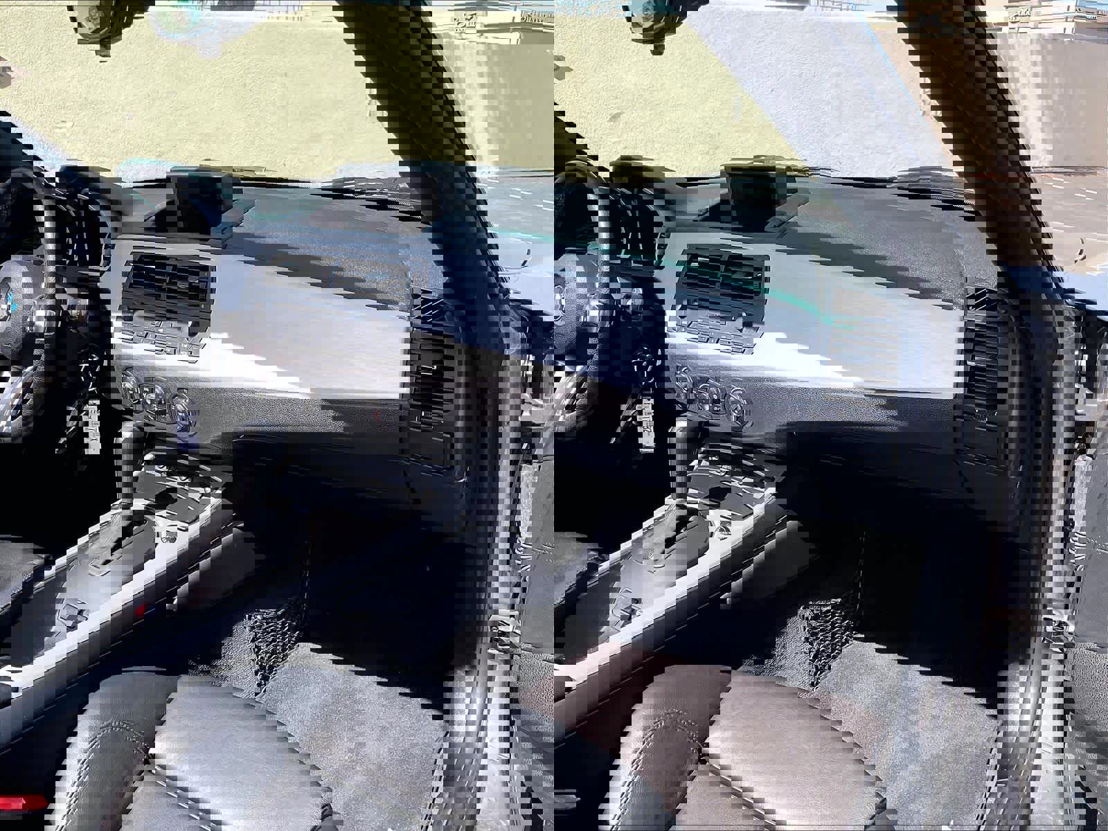 Used 2008 BMW Z4 3.0si image 18